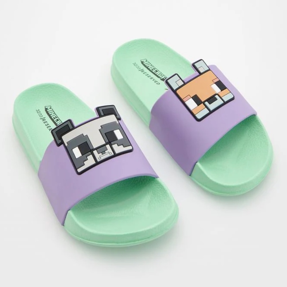 NWT Minecraft Women's Slide Sandal Lavender Green